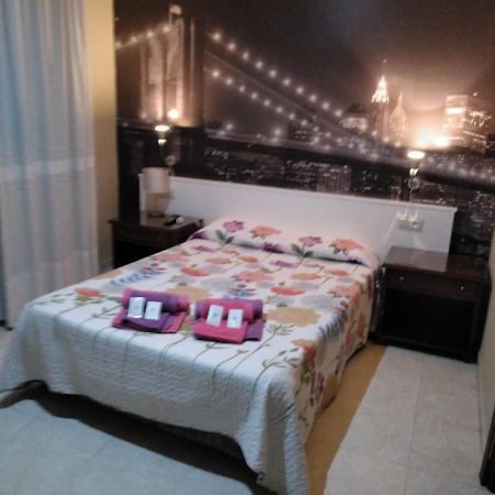 Hotel Nuevo Ara Caces Екстериор снимка