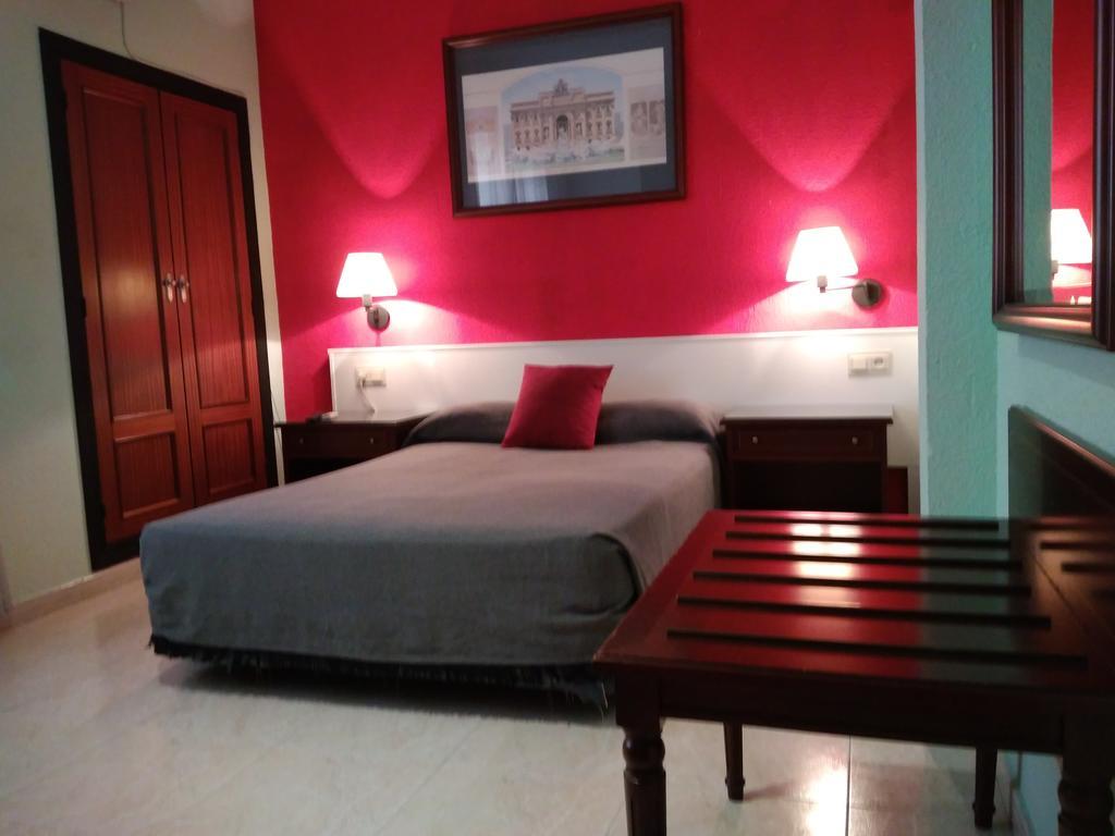 Hotel Nuevo Ara Caces Екстериор снимка