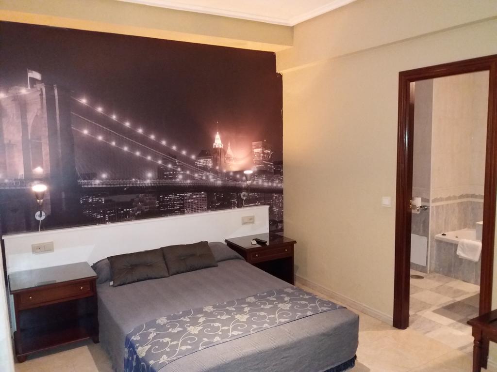 Hotel Nuevo Ara Caces Екстериор снимка