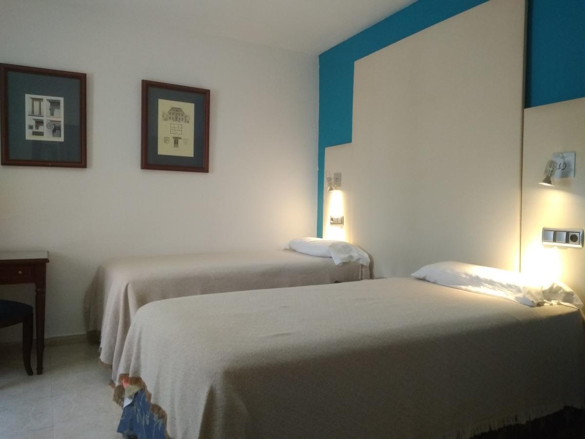 Hotel Nuevo Ara Caces Екстериор снимка