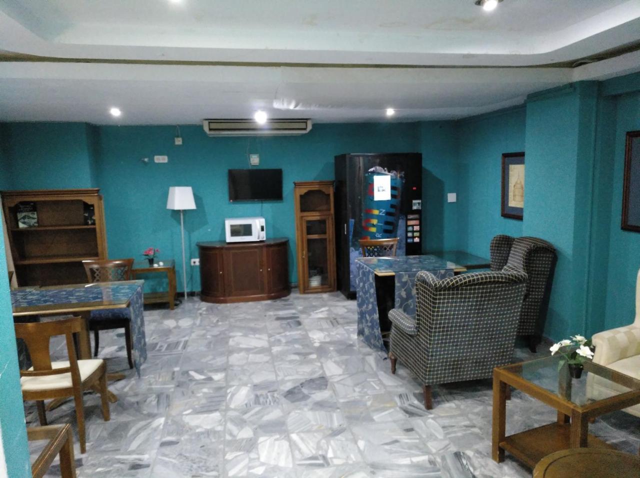 Hotel Nuevo Ara Caces Екстериор снимка